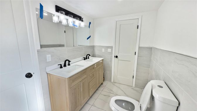 Bathroom, Dual Sink Vanities, Interior, Marble