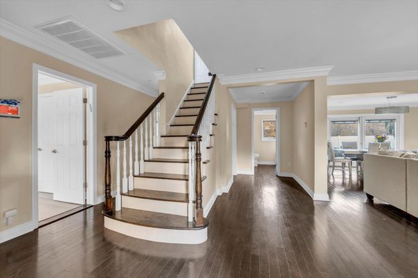 Dining room, Interior, Living room, Pendant Lights, Recessed Lighting, Wood Texture Flooring