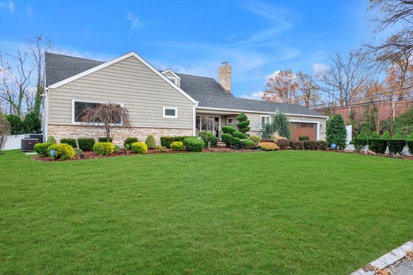 Attached, Backyard, Exterior, Facade, Brick Facade, Ranch