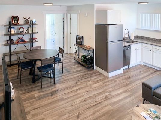 Dining room, Interior, Kitchen, Recessed Lighting, Wood Texture Flooring