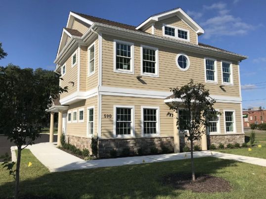 Attached, Exterior, Facade, Georgian