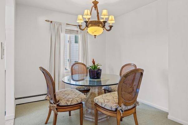 Chandelier, Dining room, Interior