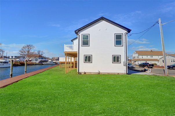 Backyard, Exterior, Lake