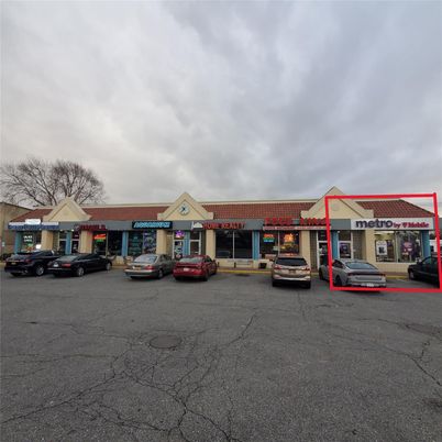 Exterior, Facade, None