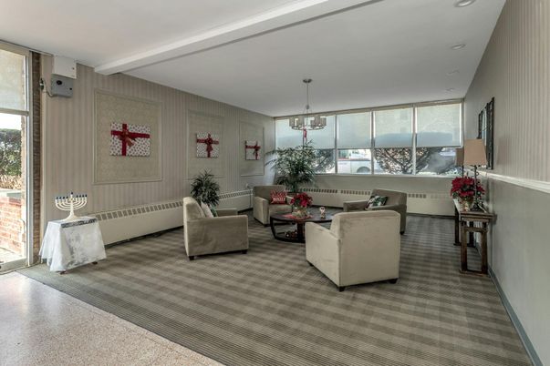 Interior, Living room, Pendant Lights, Recessed Lighting