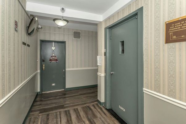 Interior, Pendant Lights, Wood Texture Flooring