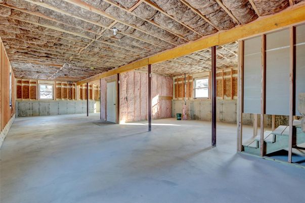 Interior, Wooden Beams