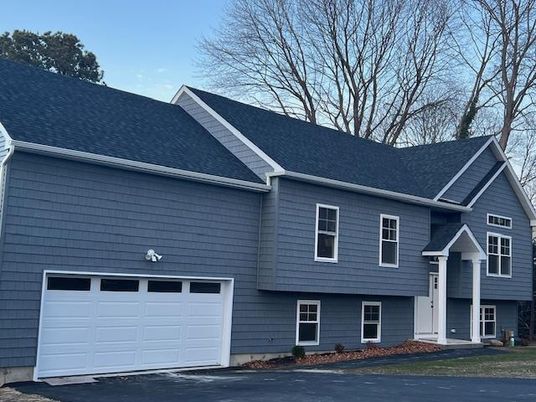 Attached, Exterior, Facade, Raised Ranch
