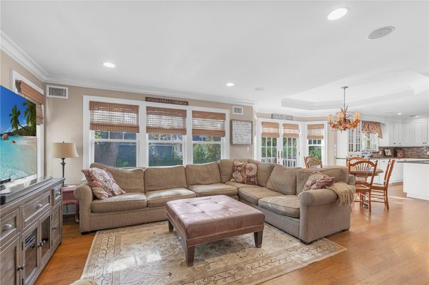 Chandelier, Dining room, Interior, Kitchen, Living room, Recessed Lighting, Wood Texture Flooring