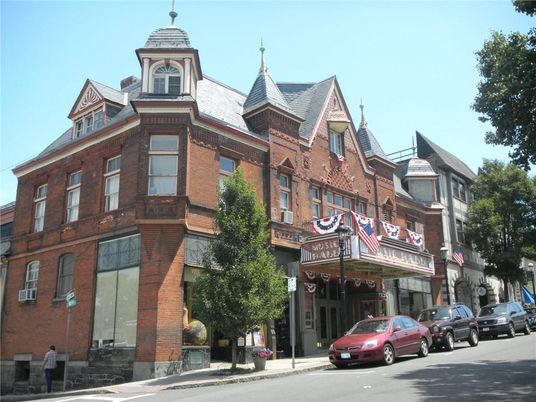 Exterior, Facade, Brick Facade, Queen Anne Victorian