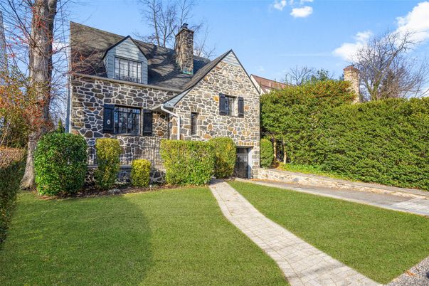 Exterior, Facade, Tudor Revival
