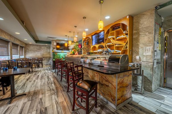 Interior, Pendant Lights, Recessed Lighting, Wood Texture Flooring