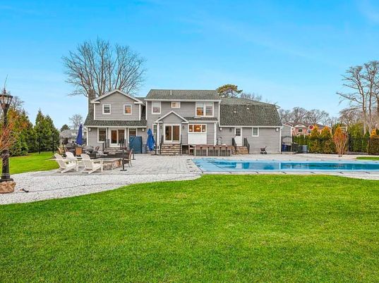 Backyard, Exterior, Pool