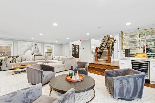 Interior, Living room, Recessed Lighting, Wood Texture Flooring