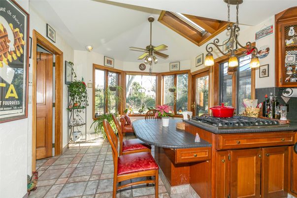 Dining room, Interior, Pendant Lights, Wooden Beams