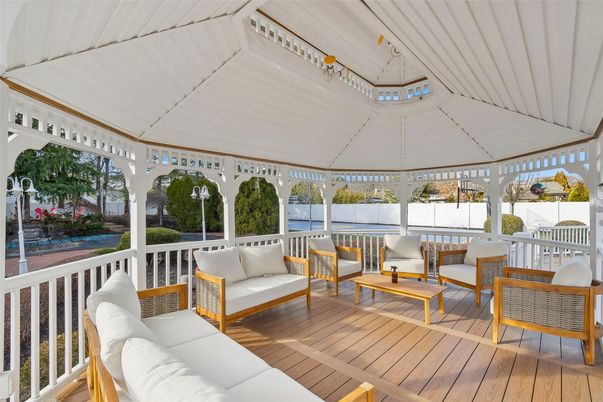 Exterior, Wood Texture Flooring