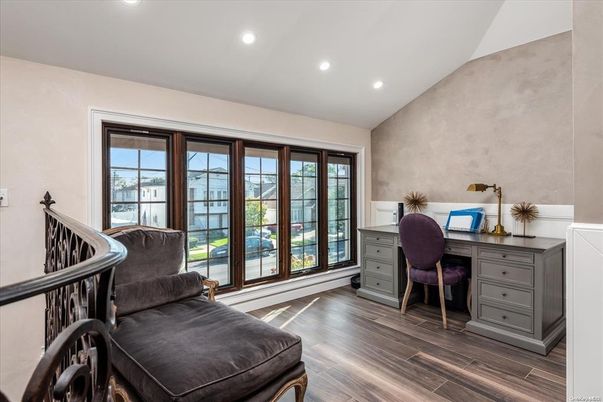 Home Office, Interior, Recessed Lighting, Wood Texture Flooring