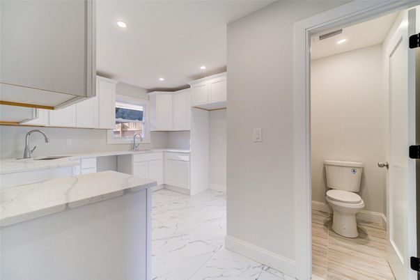 Interior, Kitchen, Marble, Recessed Lighting