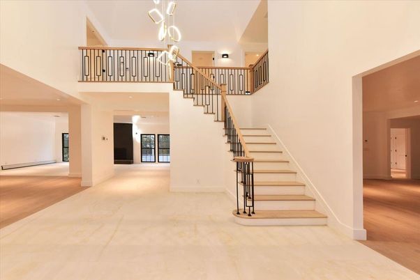 Interior, Pendant Lights, Recessed Lighting, Wood Texture Flooring