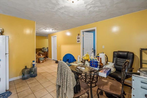 Dining room, Interior