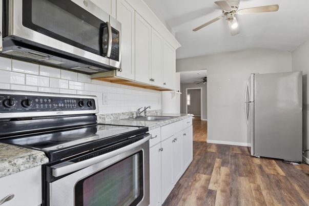 Interior, Kitchen, Stainless Steel Appliances, Wood Texture Flooring
