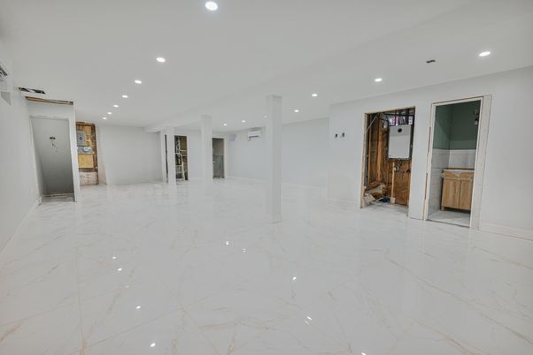 Empty room, Interior, Marble, Recessed Lighting