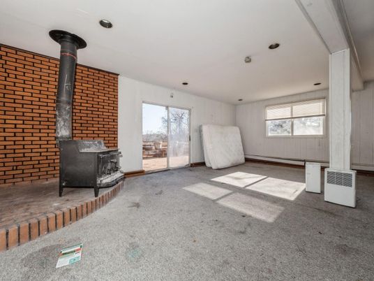Empty room, Fireplace, Interior, Recessed Lighting