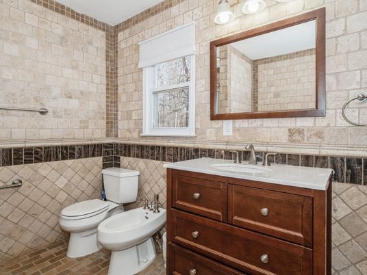 Bathroom, Interior, Stone Walls