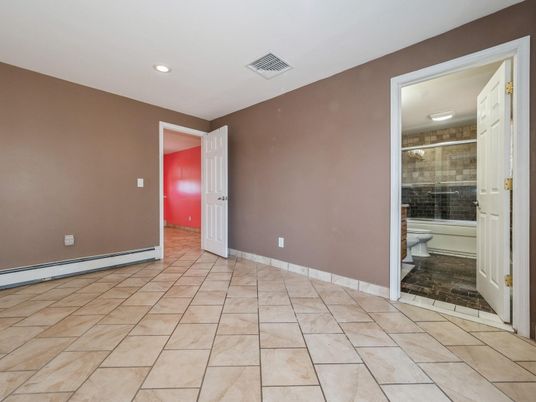 Bathroom, Empty room, Interior, Recessed Lighting
