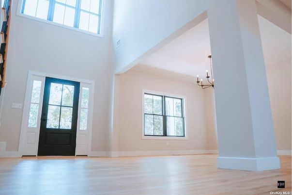 Chandelier, Interior, Wood Texture Flooring