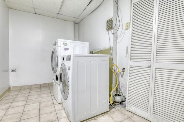 Interior, Utility Closets, Washer