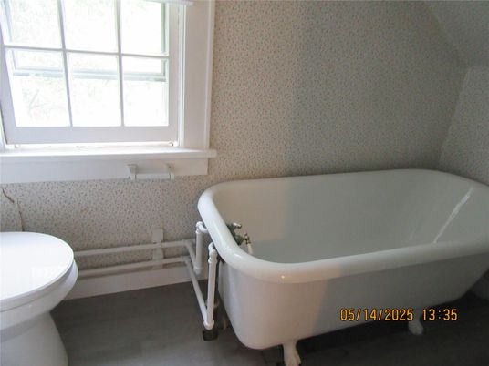 Bathroom, Free Standing Baths, Interior