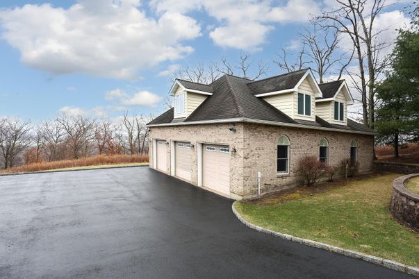 Attached, Exterior, Facade, Brick Facade, Cape Cod