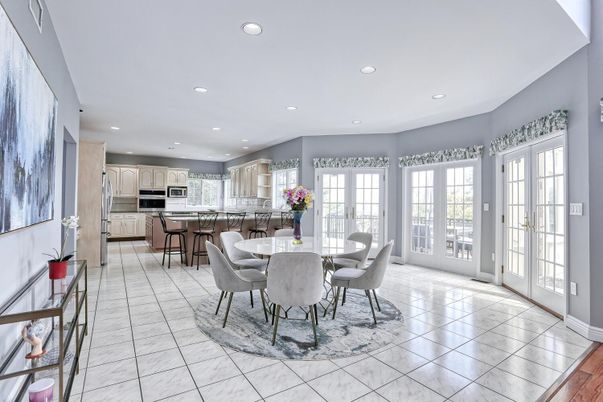 Dining room, Interior, Kitchen, Marble, Recessed Lighting, Stainless Steel Appliances