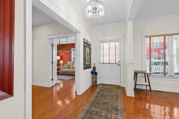 Interior, Pendant Lights, Wood Texture Flooring