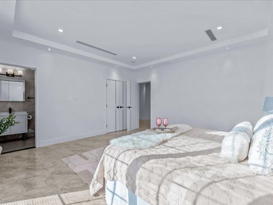 Bedroom, Interior, Recessed Lighting
