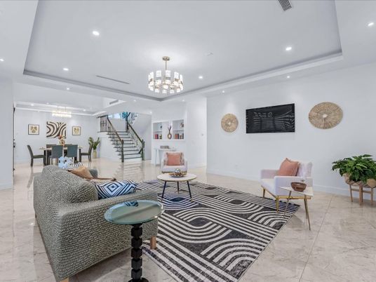 Chandelier, Dining room, Interior, Living room, Marble, Recessed Lighting