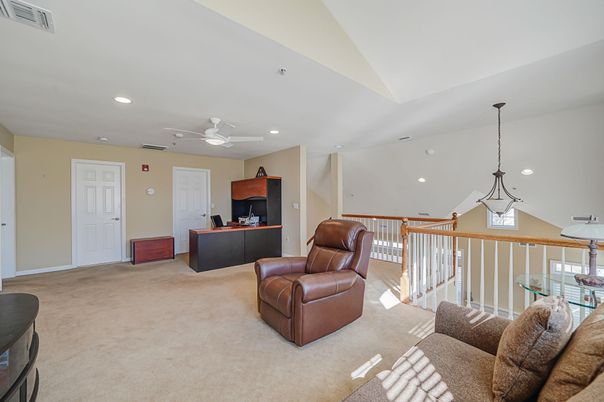 Interior, Living room, Pendant Lights, Recessed Lighting