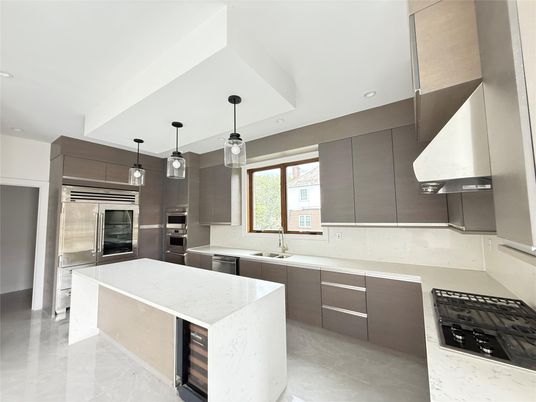 Interior, Kitchen, Pendant Lights, Recessed Lighting, Stainless Steel Appliances