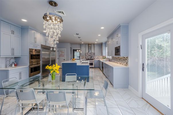 Dining room, Interior, Kitchen, Marble, Pendant Lights, Recessed Lighting, Stainless Steel Appliances