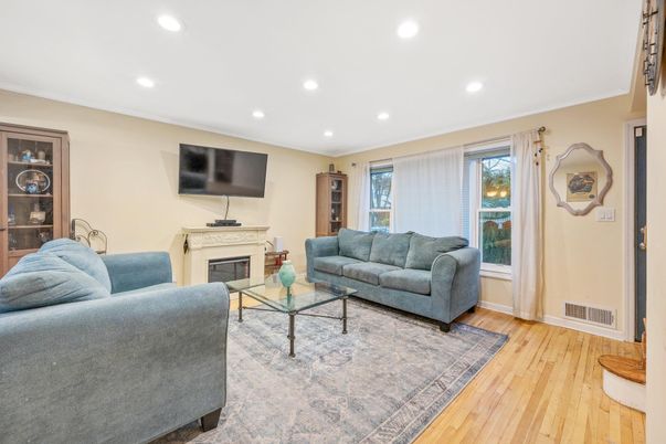 Fireplace, Interior, Living room, Recessed Lighting, Wood Texture Flooring