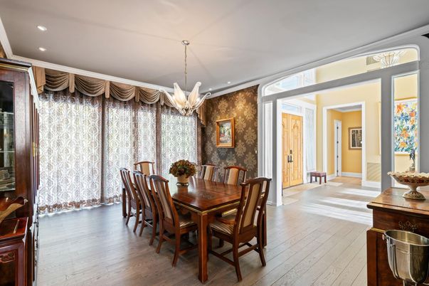 Chandelier, Dining room, Interior, Pendant Lights, Recessed Lighting, Wood Texture Flooring