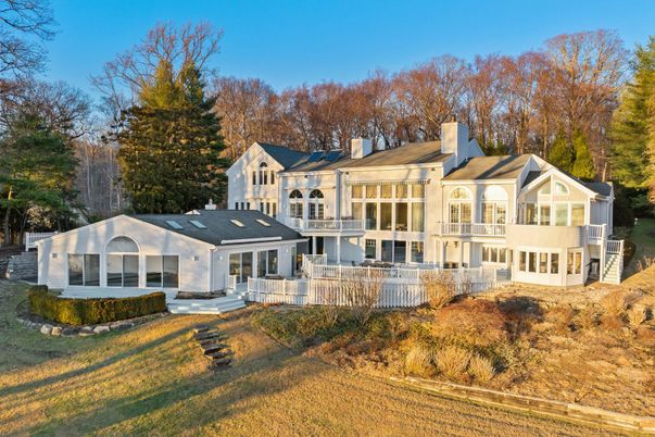 Backyard, Exterior, Facade, Farmhouse