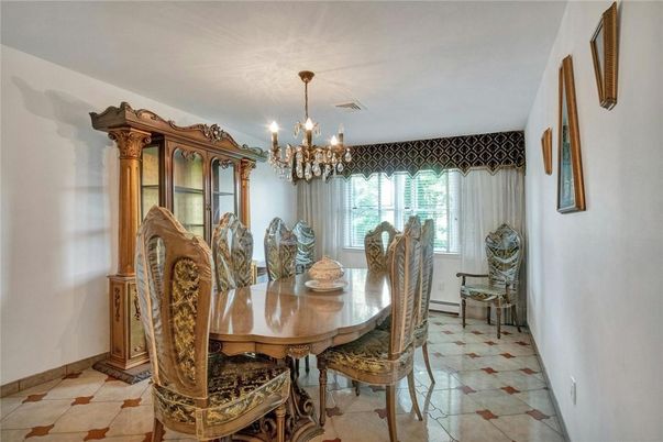 Chandelier, Dining room, Interior
