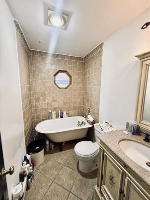 Bathroom, Dual Sink Vanities, Free Standing Baths, Interior