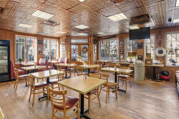 Dining room, Interior, Recessed Lighting, Wood Texture Flooring
