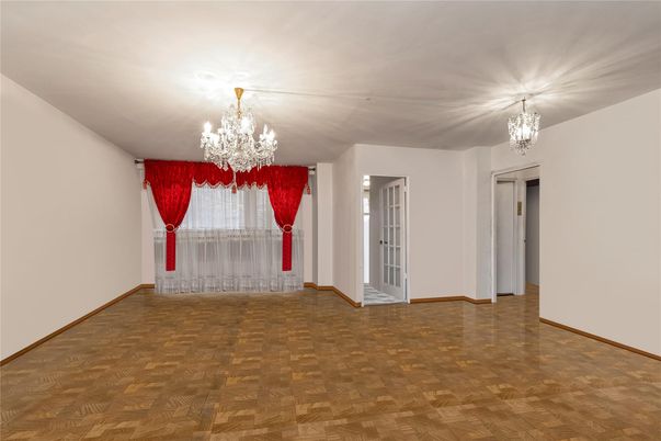 Chandelier, Empty room, Interior, Wood Texture Flooring