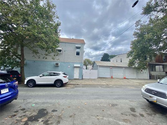 Detached Garage, Exterior