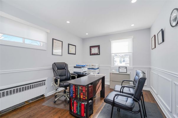 Home Office, Interior, Recessed Lighting, Wood Texture Flooring