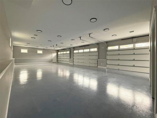 Garage, Interior, Recessed Lighting